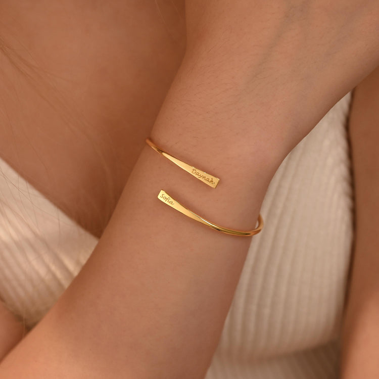 The Wrist Edit | Cuffs, Chains & Stacks